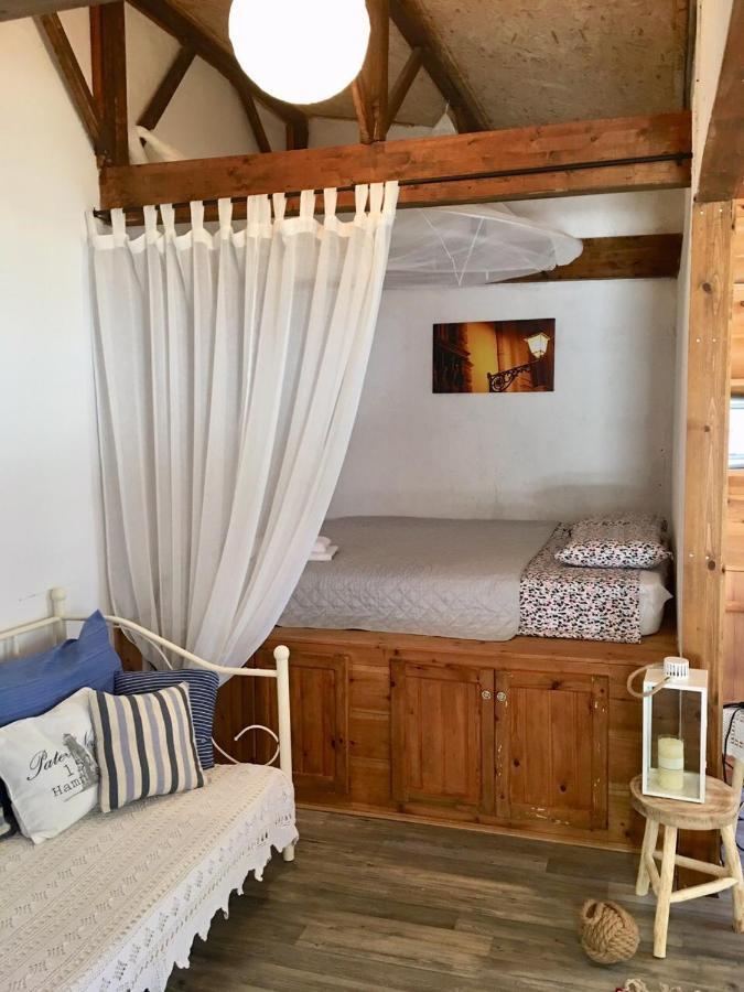 Sandra Studio Apartment *